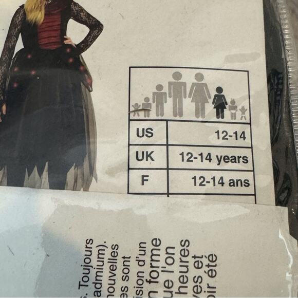 Twinkling Countess Girl's Halloween Costume - Picture 2 of 4